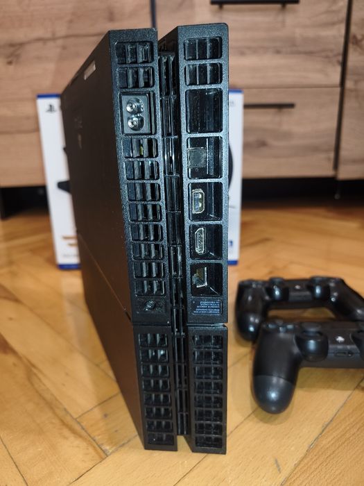 Playstation 4 с RWA HORI Racing Wheel Apex