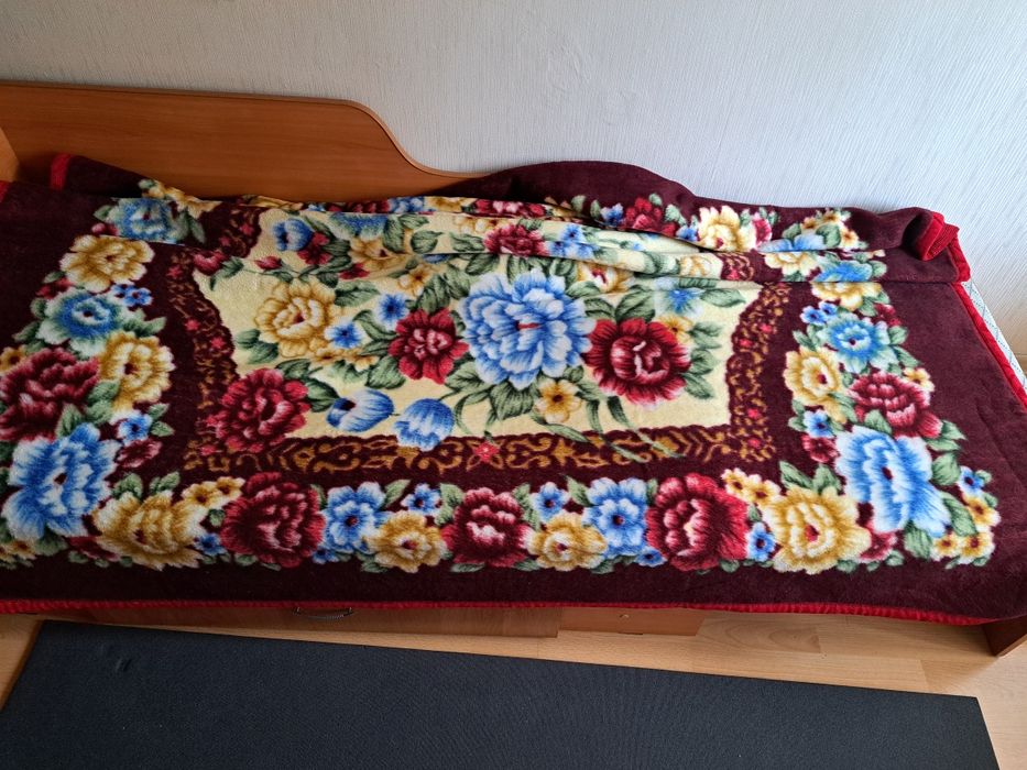 Продам плед в хорошем состоянии