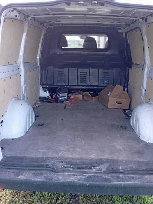 Vând Mercedes Vito