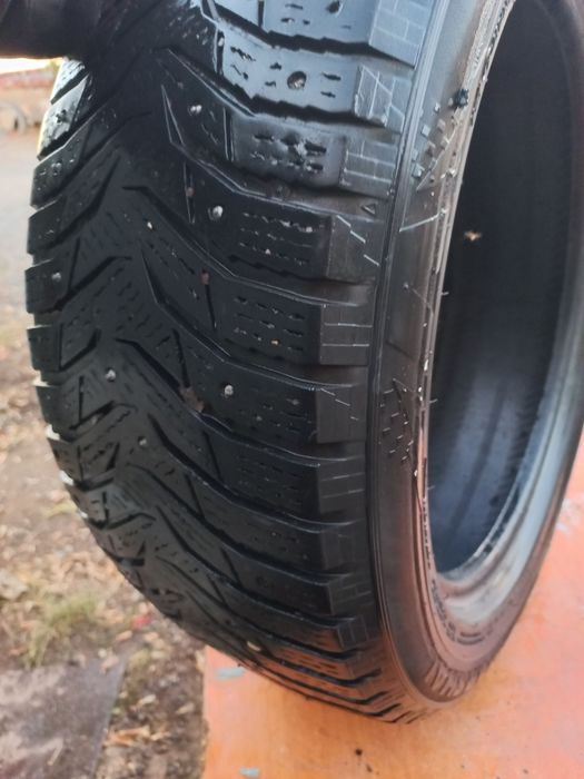 Продаю резину 225/50/17 зима