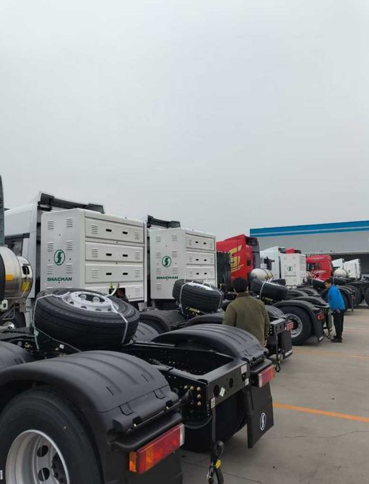 Седельный Тягач Shacman SX42584V404TX5000 (CNG) CIP TASHKENT 2026