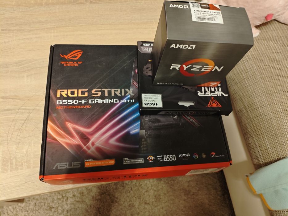 Ryzen 5800x, B550-F Gaming Wifi, 32GB DDR4 3600