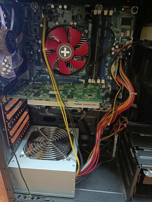 Pc i5, 8gb ram, hdd.