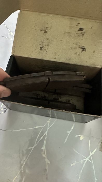 Продам колодки на RAV четыре БУ