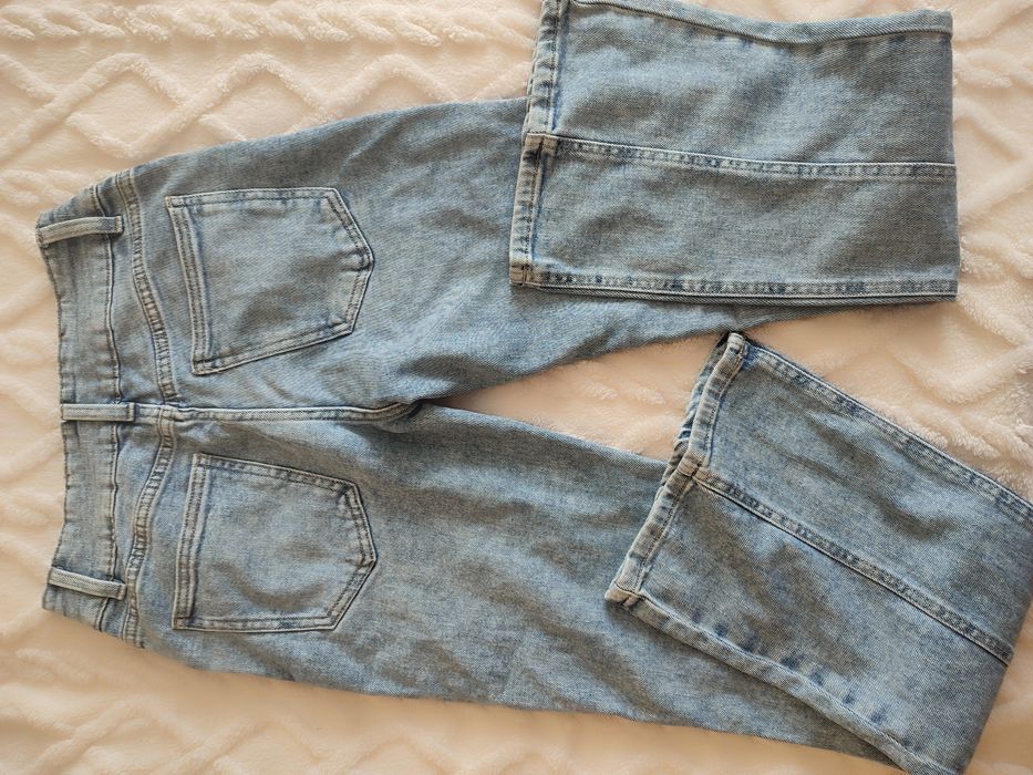 Продам новые джинсы клёш