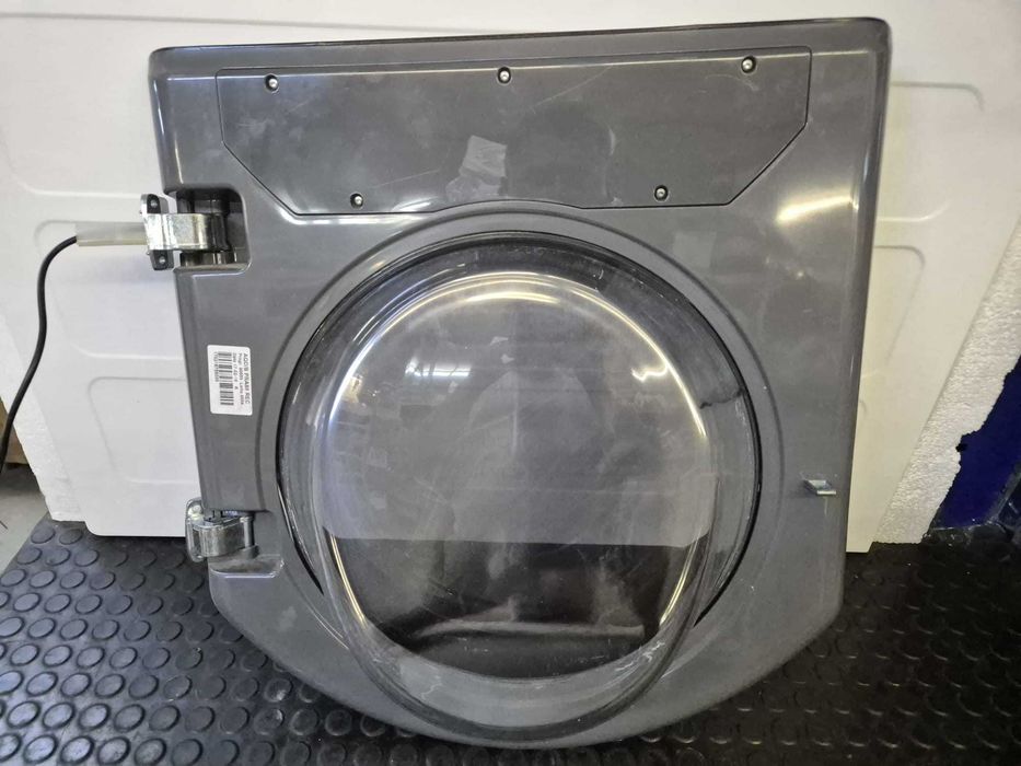 Hublou complet cu afisaj masina de spalat hotpoint Ariston Aqualtis C00293545 ,stare buna de functionare /B1