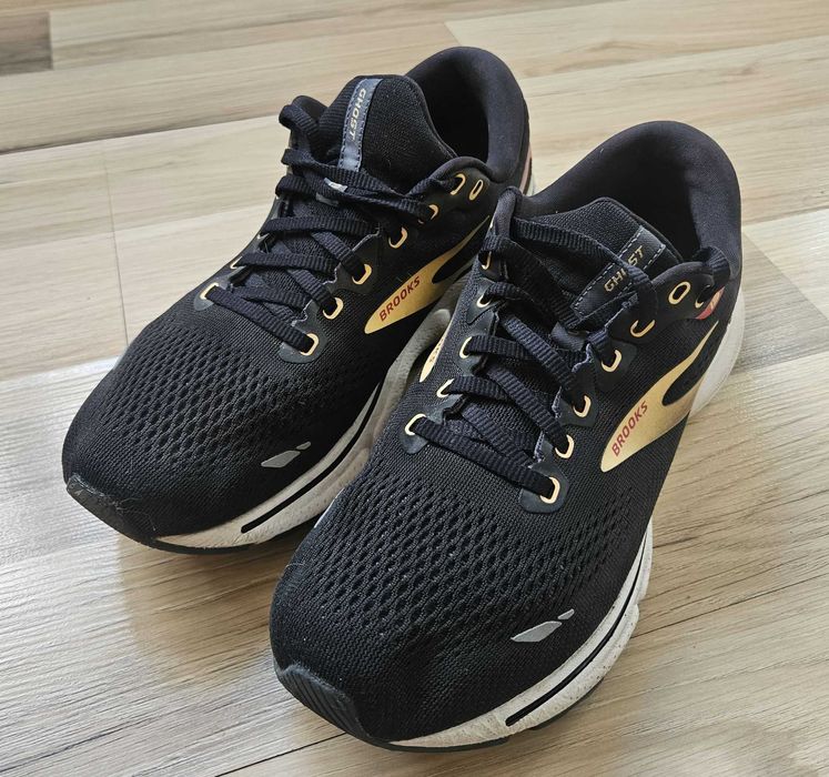 Дамски маратонки Brooks Ghost 15 - 40