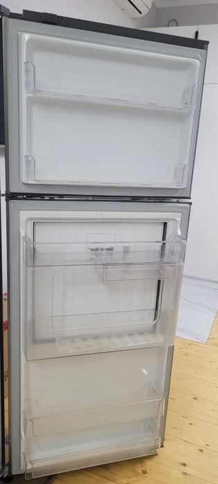 Холодильник LG трёхдверный