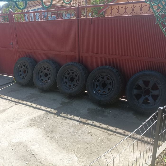 Vând jante Dotz pe 17 pentru Toyota Land Cruiser