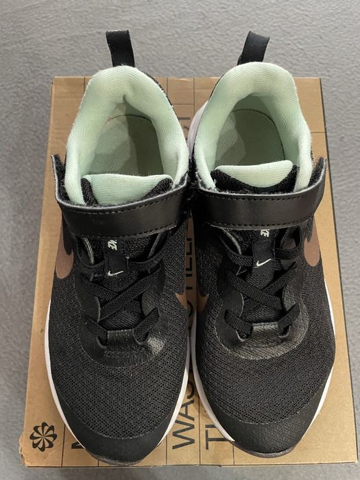 Nike спортни обувки