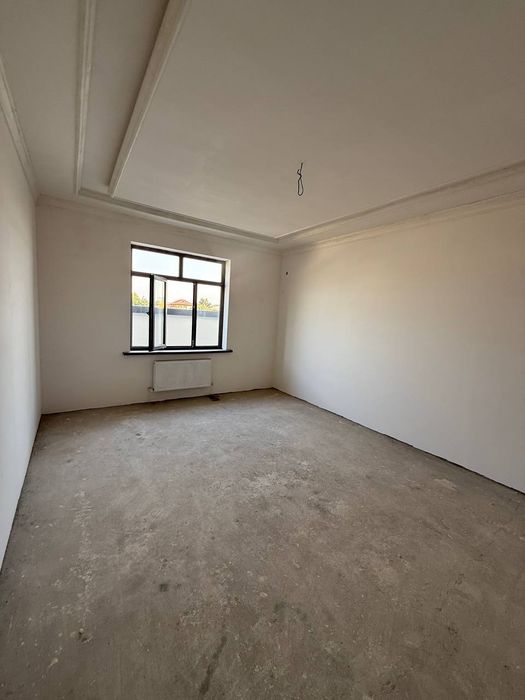 Алишеробод, Учхоз продаётся каттедж (каробка)