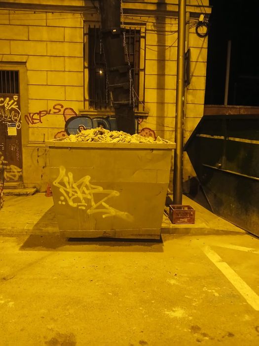 Centru colectare deseuri transport moloz  deseuri din constructii