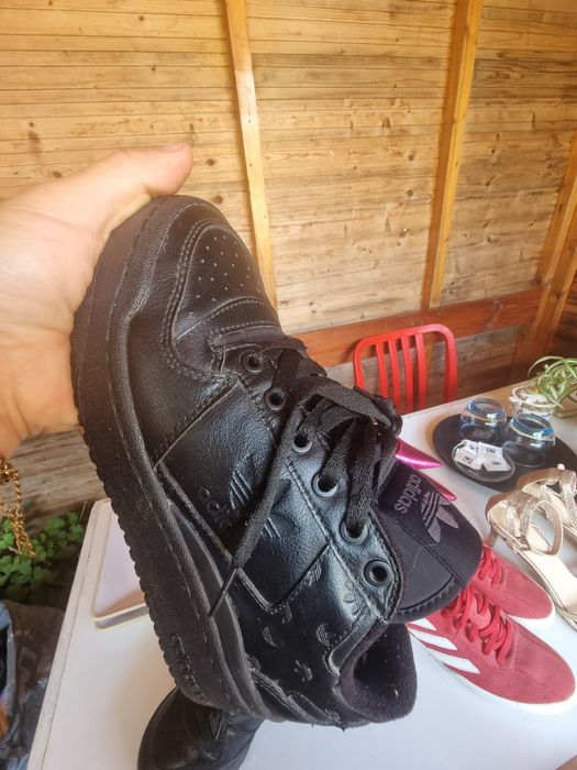Se vând in stare bună 100 lei!