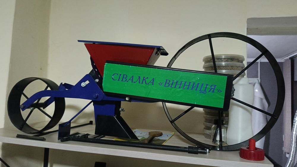 Ручная сеялка Винница