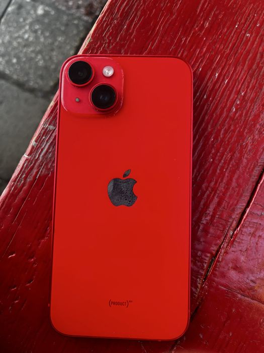 Продам Iphone 14