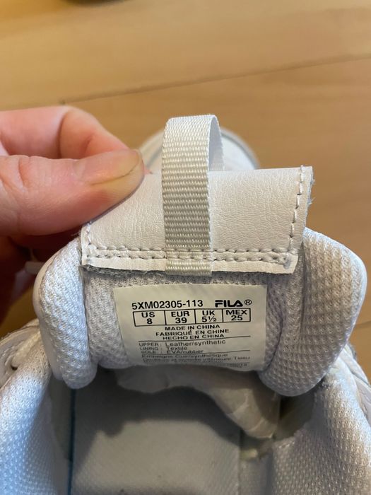 Маратонки Fila (оригинални) в отлично състояние .