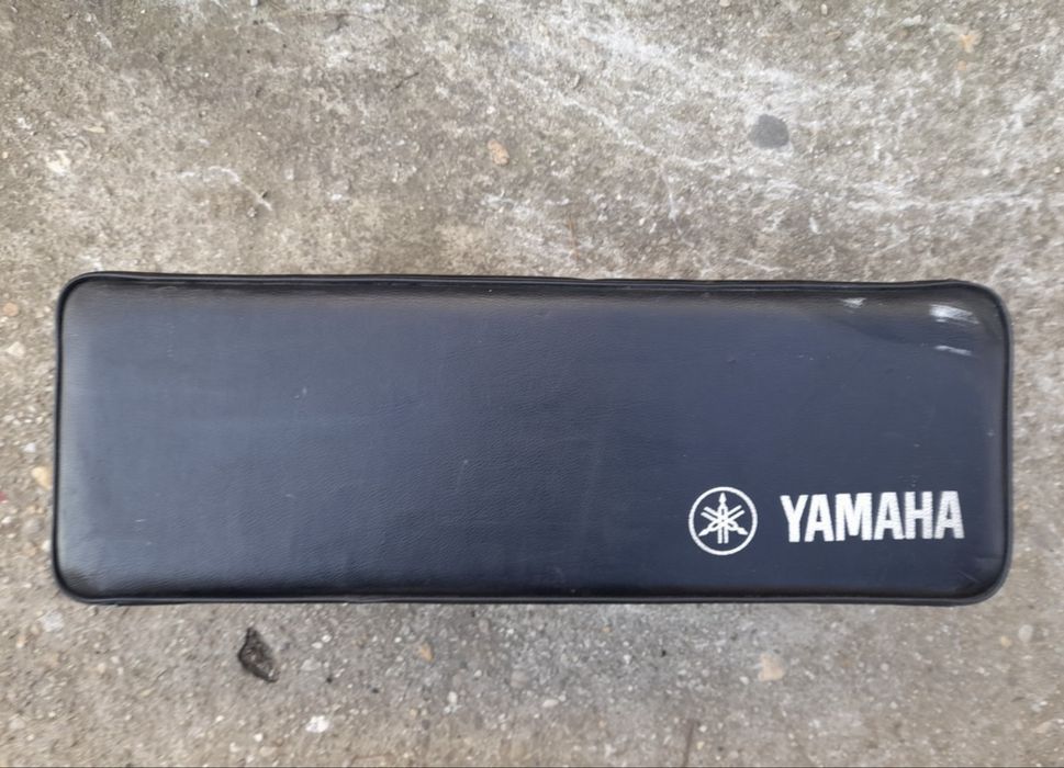 Yamaha PE100 preamplificator chitara