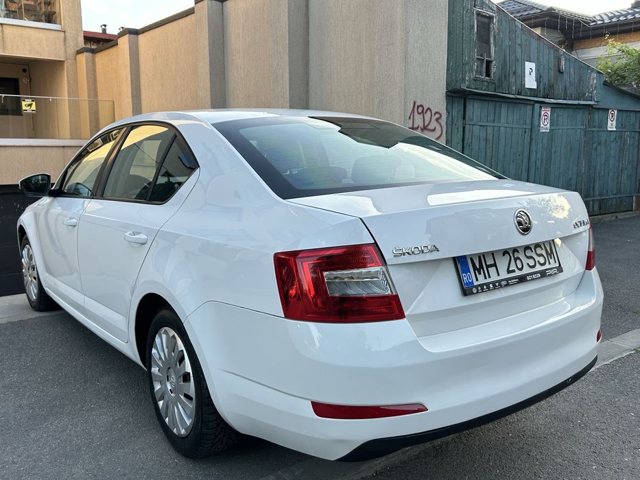 SKODA Octavia 2014 — imagine 4