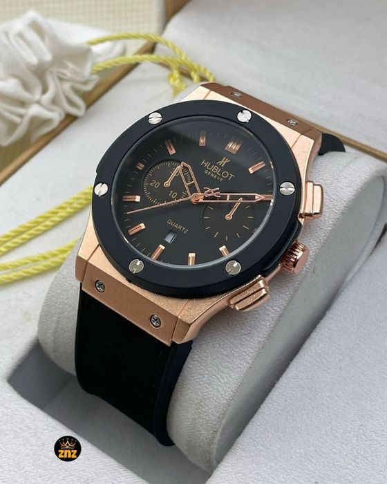 Hublot watch - часы