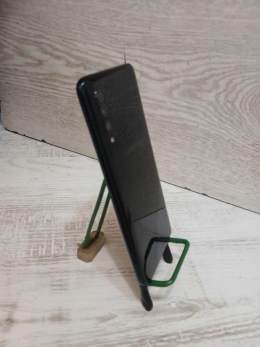 Samsung Galaxy A30 S .