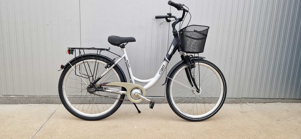 Дамски алуминиев велосипед COMFORT колело с кошница 28'