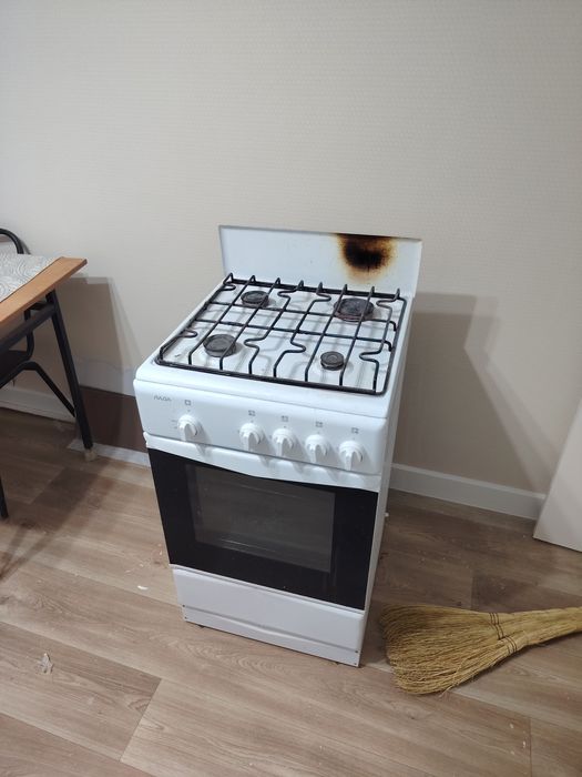 Газ плита Лада очень хорошый все работает