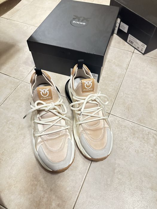 Обувки Pinko Ariel