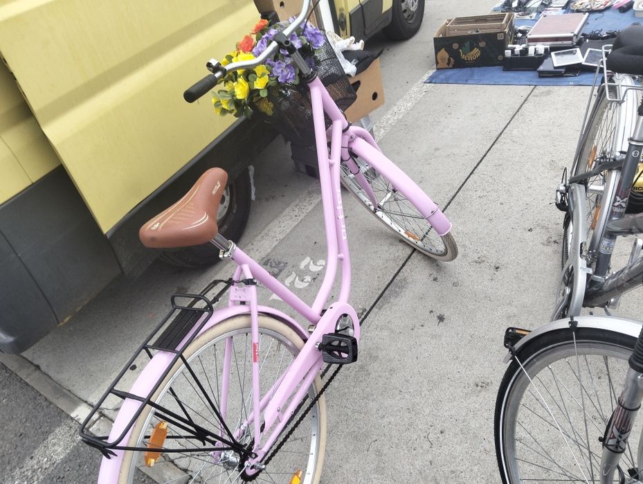 Vand biciclete adulți