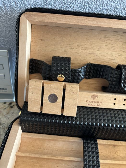Преносим хумидор cohiba в перфектно състояние