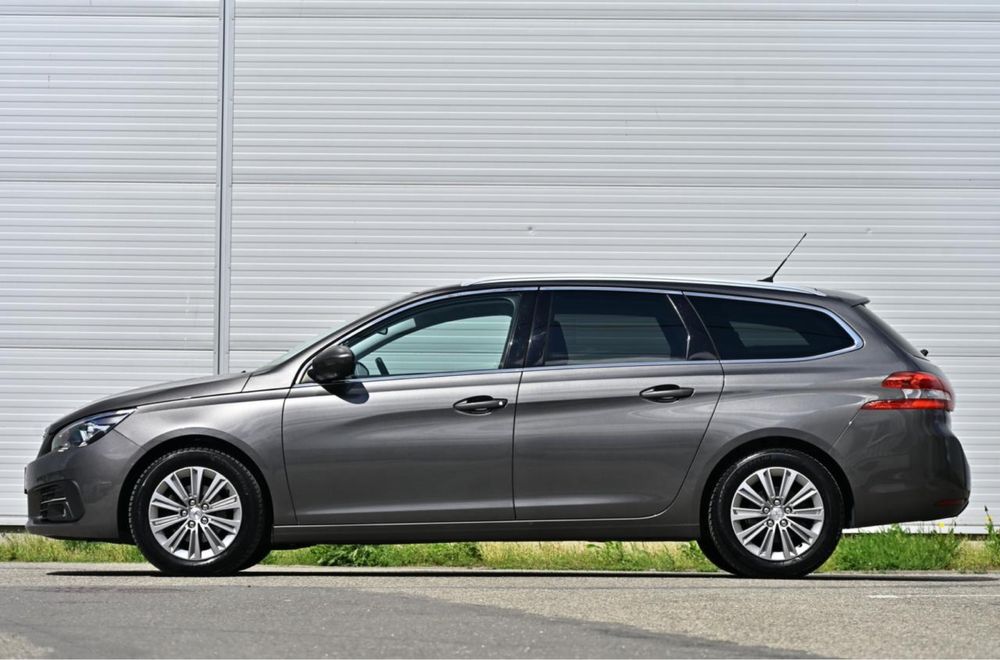 Peugeot 308 1.5 BlueHDI 131 C.P. 10.2019 Euro6 Facelift Panoramic Led