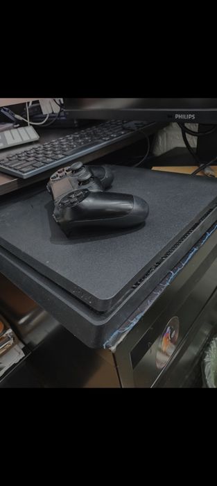 PlayStation 4 slim 1tb/citește discul  când vrea
