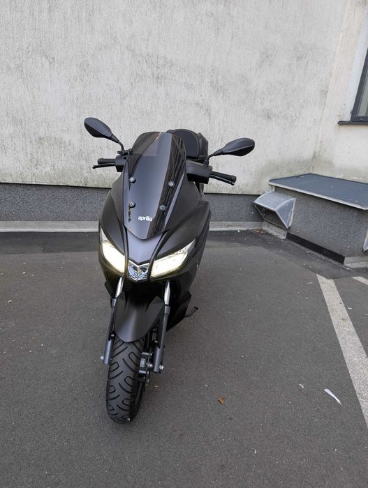 Scuter Aprilia SXR50