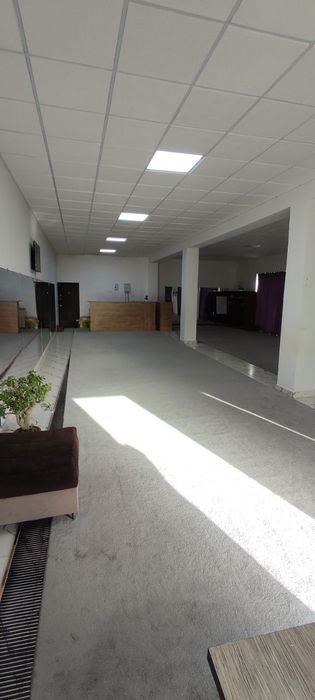 Кибрай тумани Ботаника махалласида 10 сотик ,бино билан сотилади вы