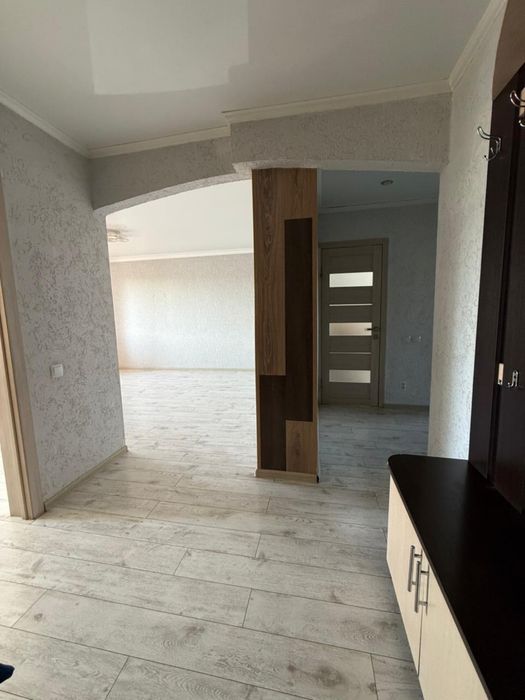 Продам 2 х ком Новая. Гор Парк