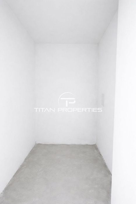 Тристаен апартамент за продажба в кв. Мараша