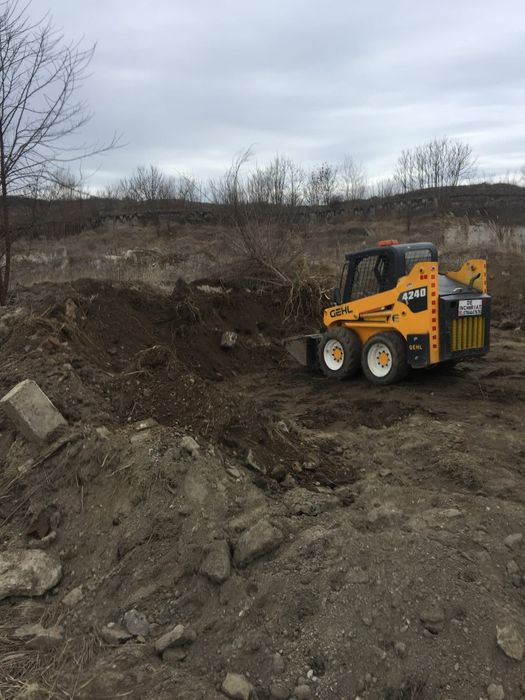 Lucrari cu miniexcavatorul și bobcat,transport moloz.