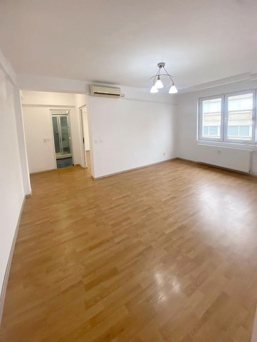 Apartament 3 camere