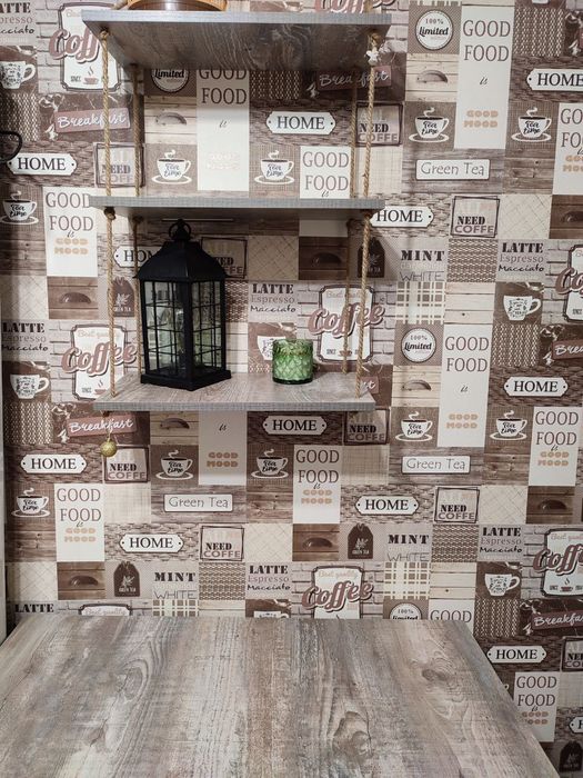 Продам навесные полки.