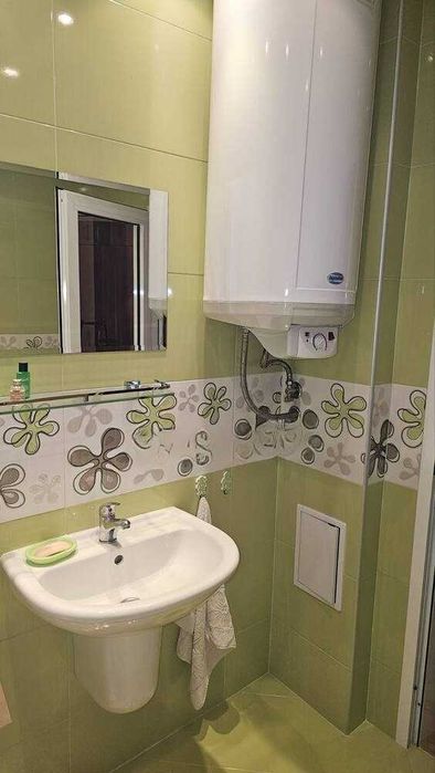 Продава се Тристаен апартамент в Пловдив, Каменица 2 - 68 кв.м за 2030 €/кв.м - Снимка #8