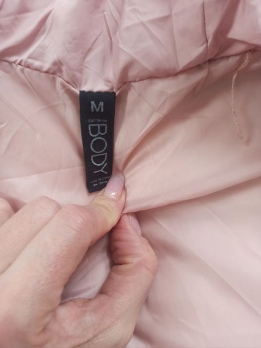 Vesta dama M roz pal