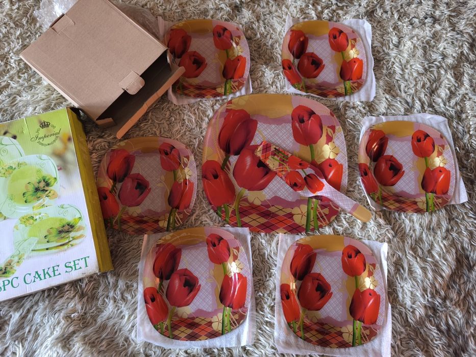 Тортница набор тарелок