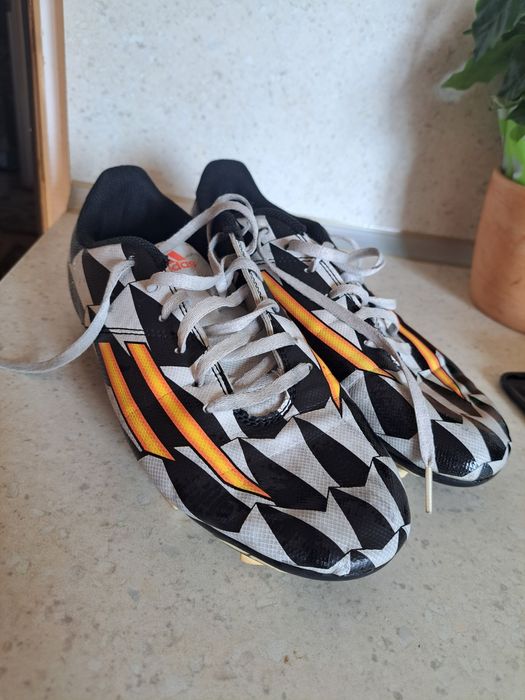 Бутонки adidas f5 messi