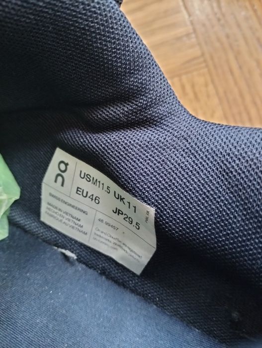 Adidași On Cloud Roger Federer și Nike Mercon