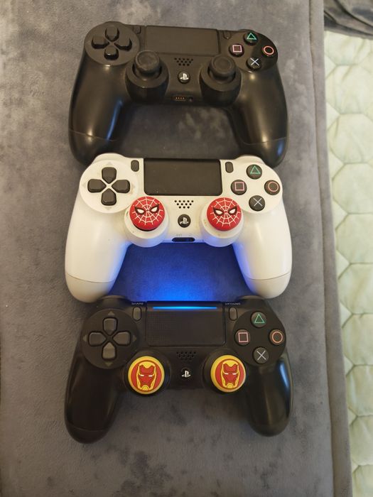 Продам Sony PlayStation 4 slim 1Tb