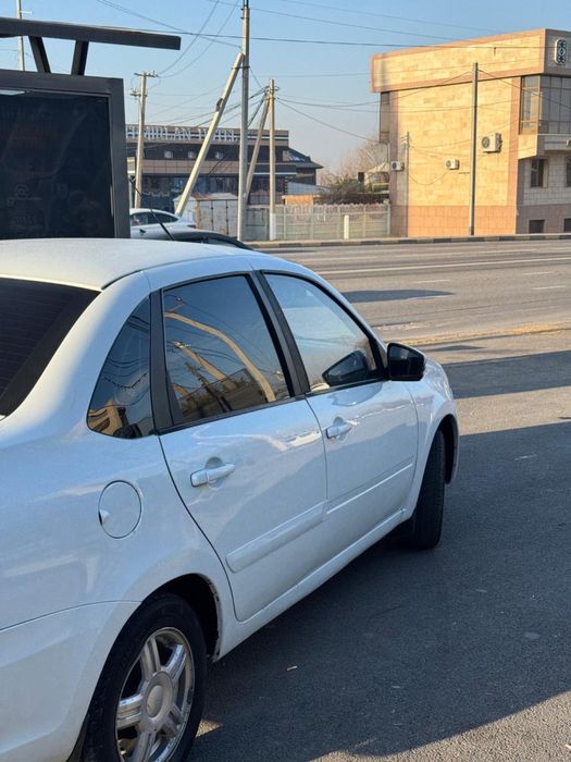 Лада гранта фл 2019 года