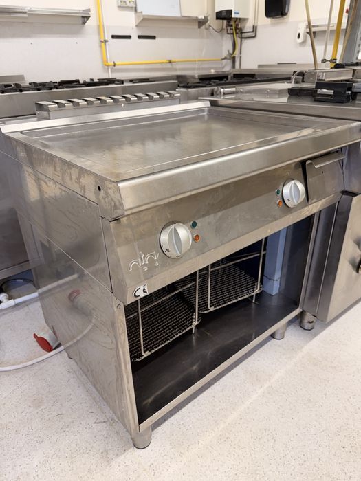 Gratar / Fry-top electric profesional ATA Serie 700, 80 cm, 2 zone
