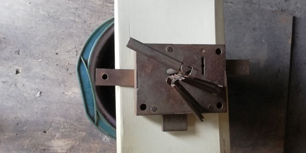 Продам Замок Новый советский