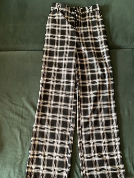 Брюки в клетку House
