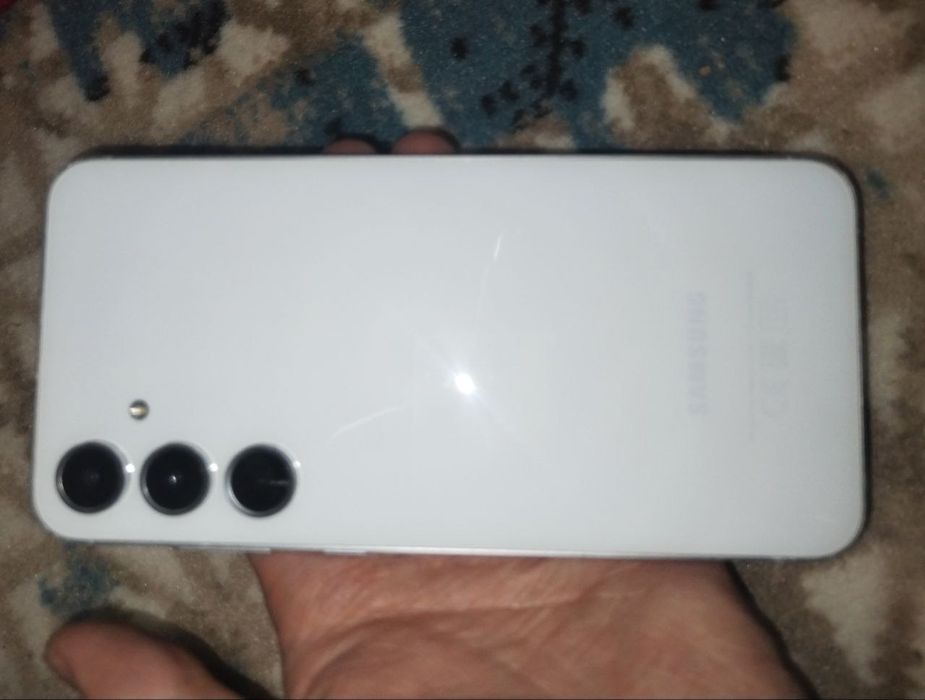 Samsung    A55   sotiladi