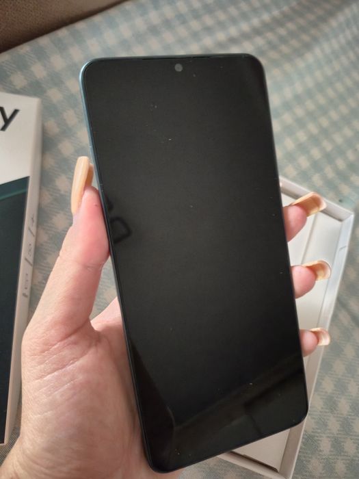 Продам новый телефон Samsung A07